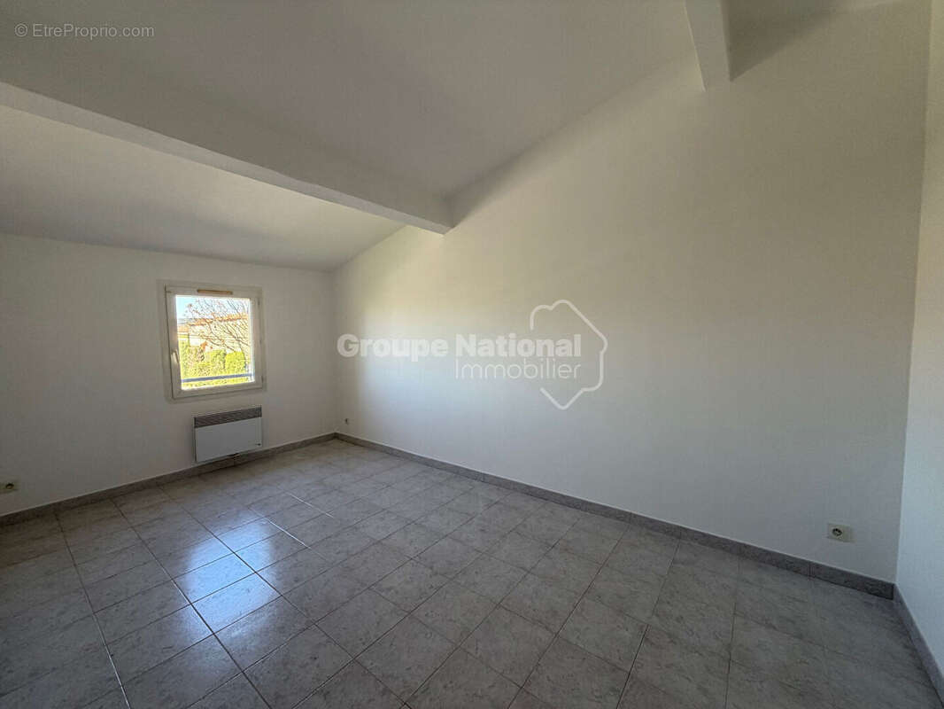 Appartement à CLARENSAC