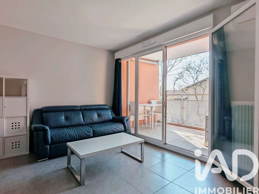 Photo 4 - Appartement à VAULX-EN-VELIN
