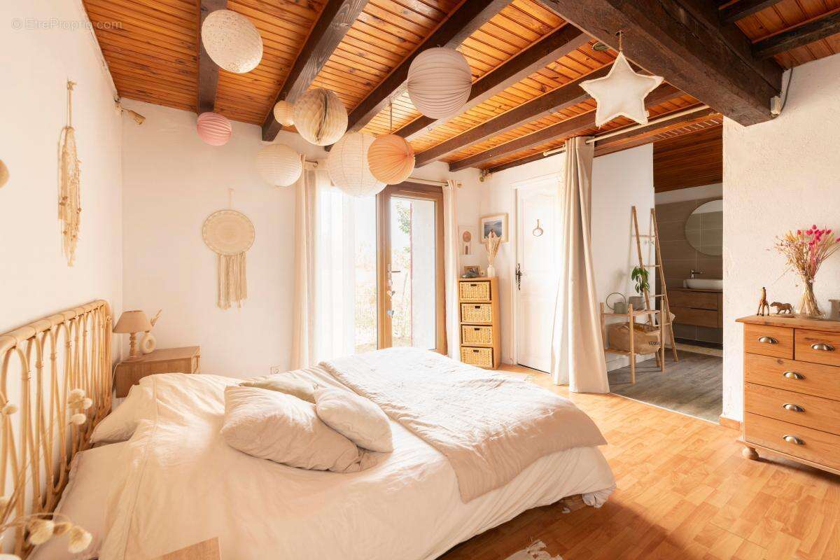 Maison à VIELLE-TURSAN