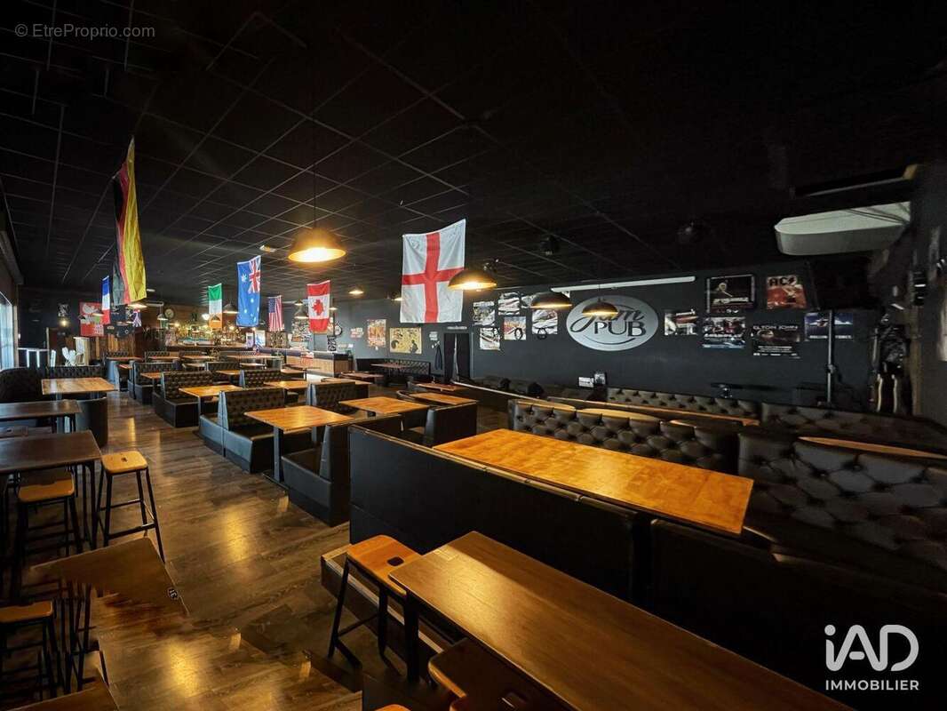 Photo 2 - Commerce à LESCAR