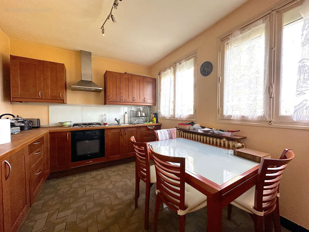 Maison à CHATELLERAULT