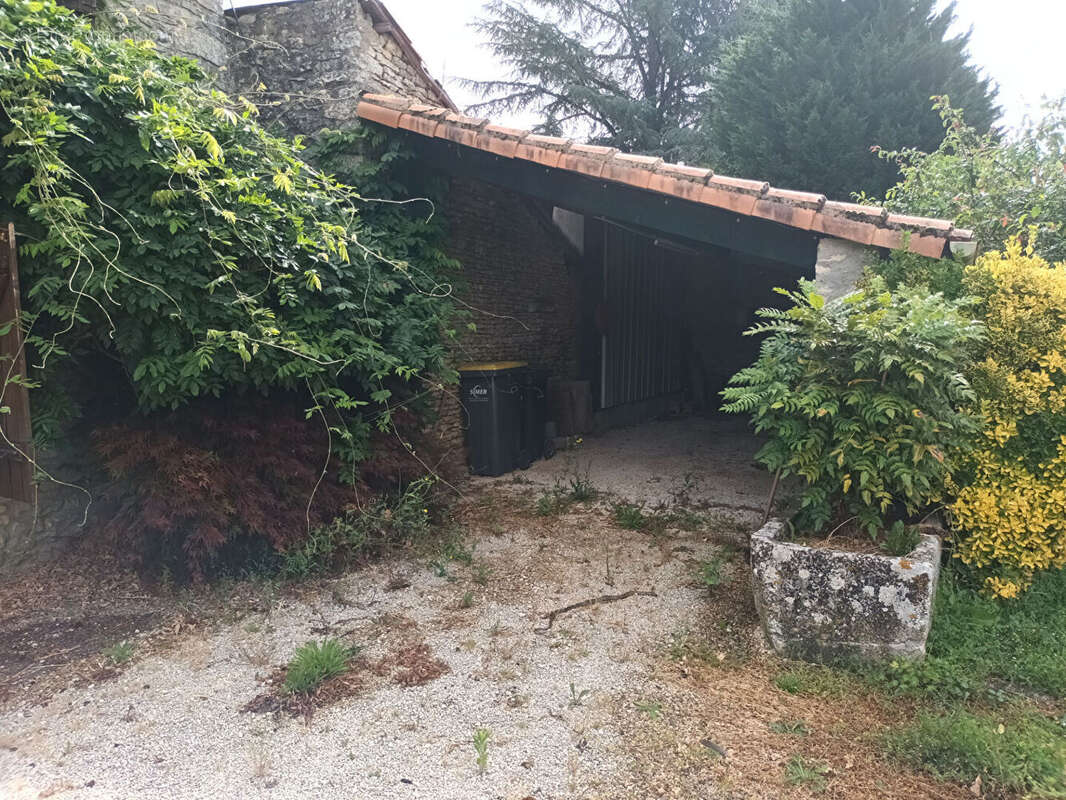 Maison à BLANZAY