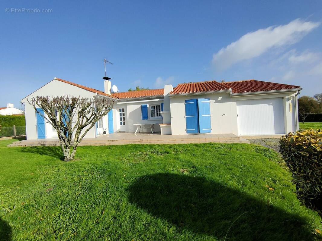 Maison à BOIS-DE-CENE