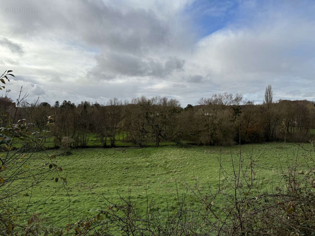Maison à CHAMPIGNELLES