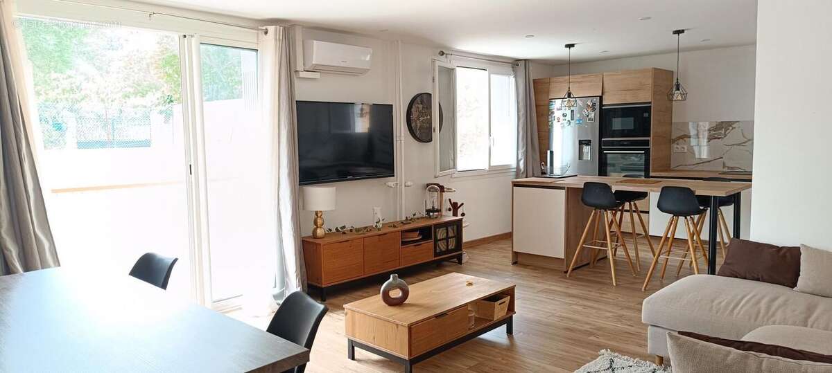 Appartement à SIX-FOURS-LES-PLAGES