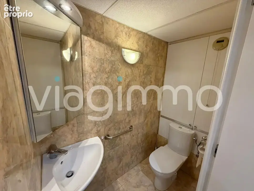 Appartement 2 pièces, Cannes basse Californie en rez-de-jardin avec véranda - photo 10