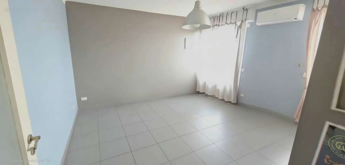 Cannes Basse Californie – Rare appartement 5 pièces en rez-de-jardin avec 127 m² d’extérieur - photo 5