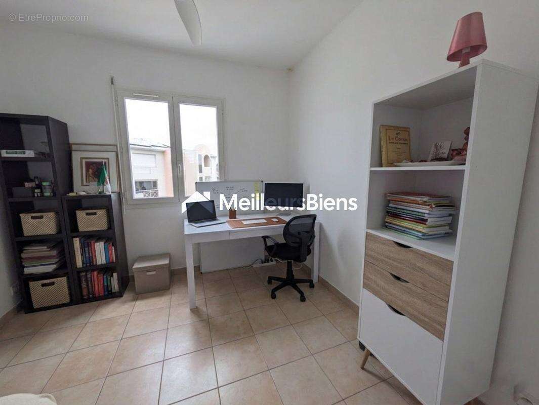 Appartement à BAIE-MAHAULT