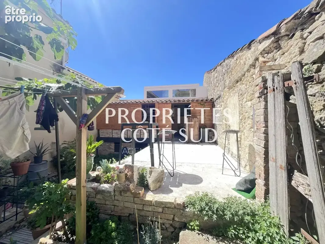 Pujaut – maison de village de charme 138 m² – belle rénovation – photovoltaïque– climatisation - photo 11