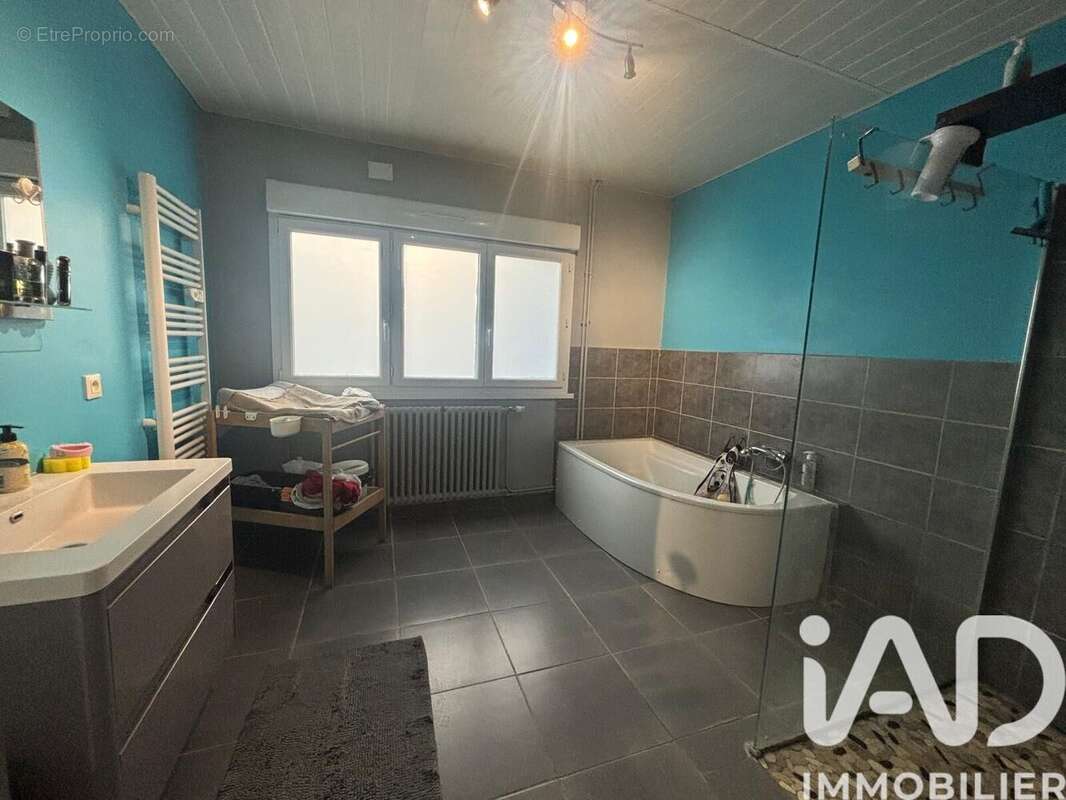 Photo 4 - Maison à GRAY