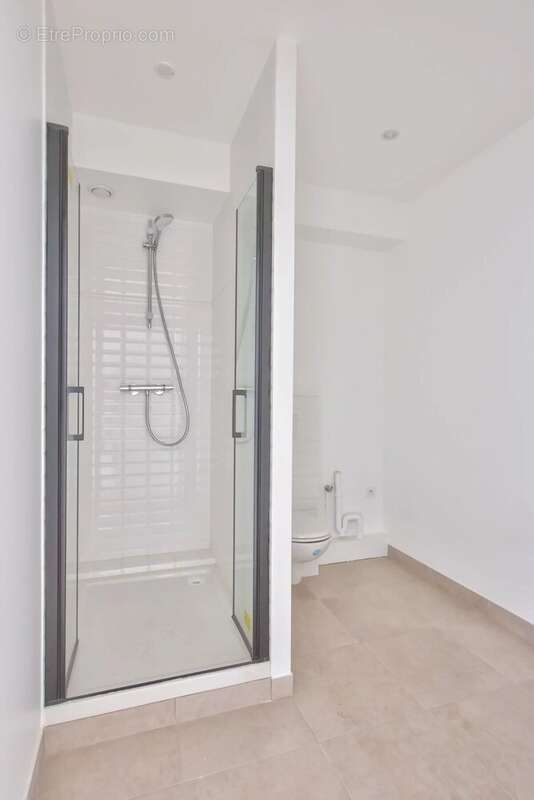 Appartement à PARIS-19E