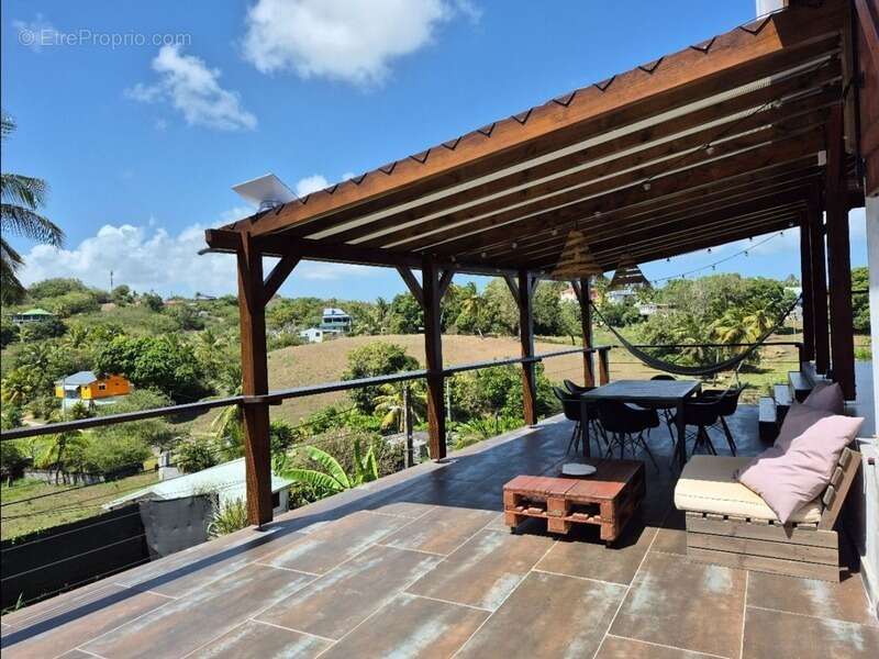 Maison à SAINTE-ANNE