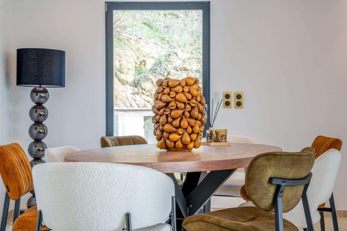 Maison à vendre 6 pièces MONTLOUIS SUR LOIRE (37) - photo 8