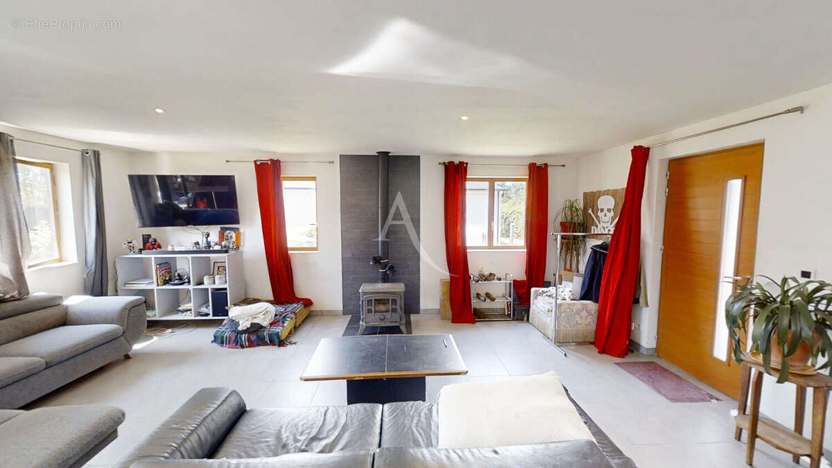 Maison Fay Aux Loges - 114 m² -5 pièces - photo 2