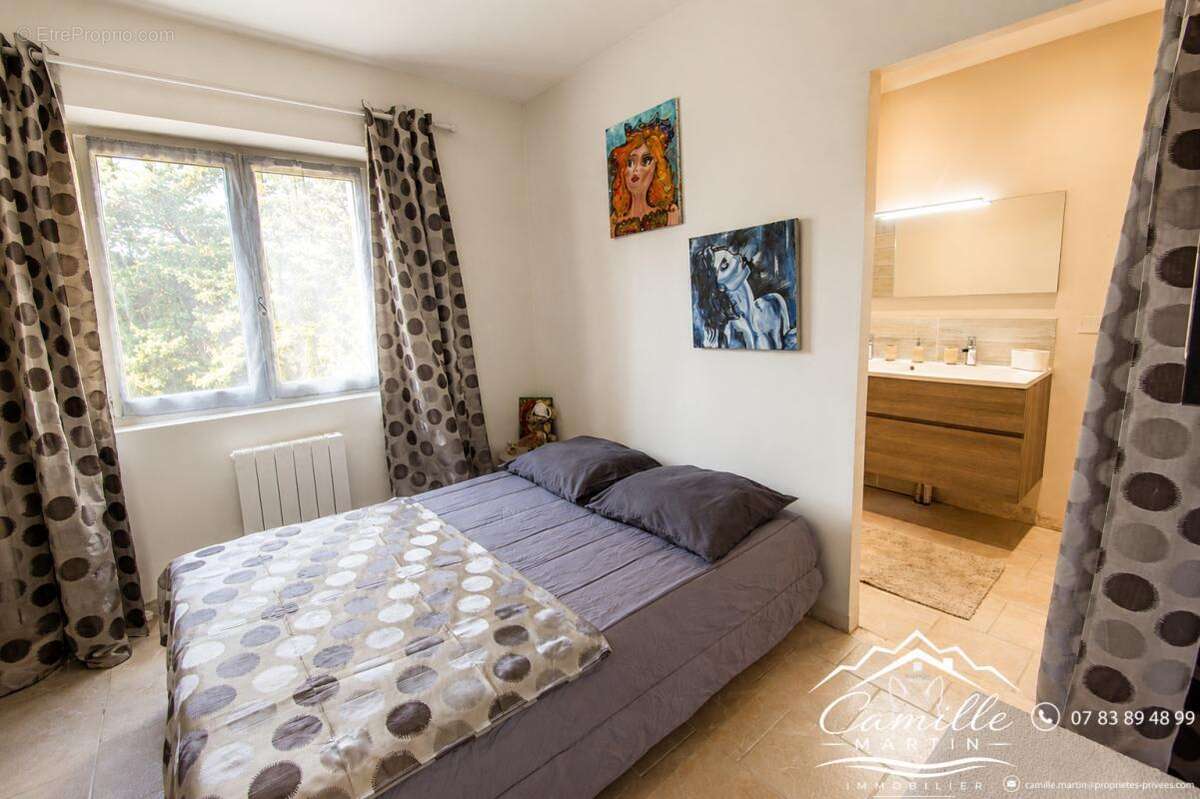 Appartement Saint Raphael 5 pièce(s) 122 m2 avec jardin et parking - photo 7