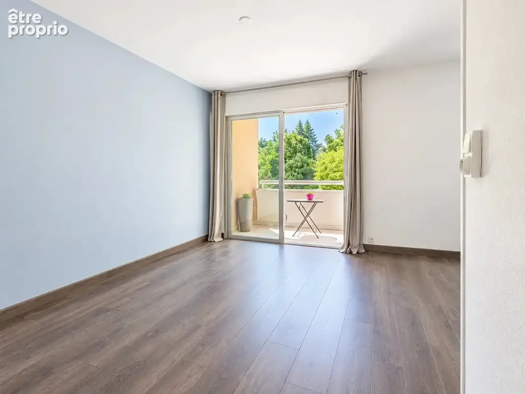 T3 de 65,32 m² – Évian-les-Bains, secteur quai Paul Léger / lac - photo 4