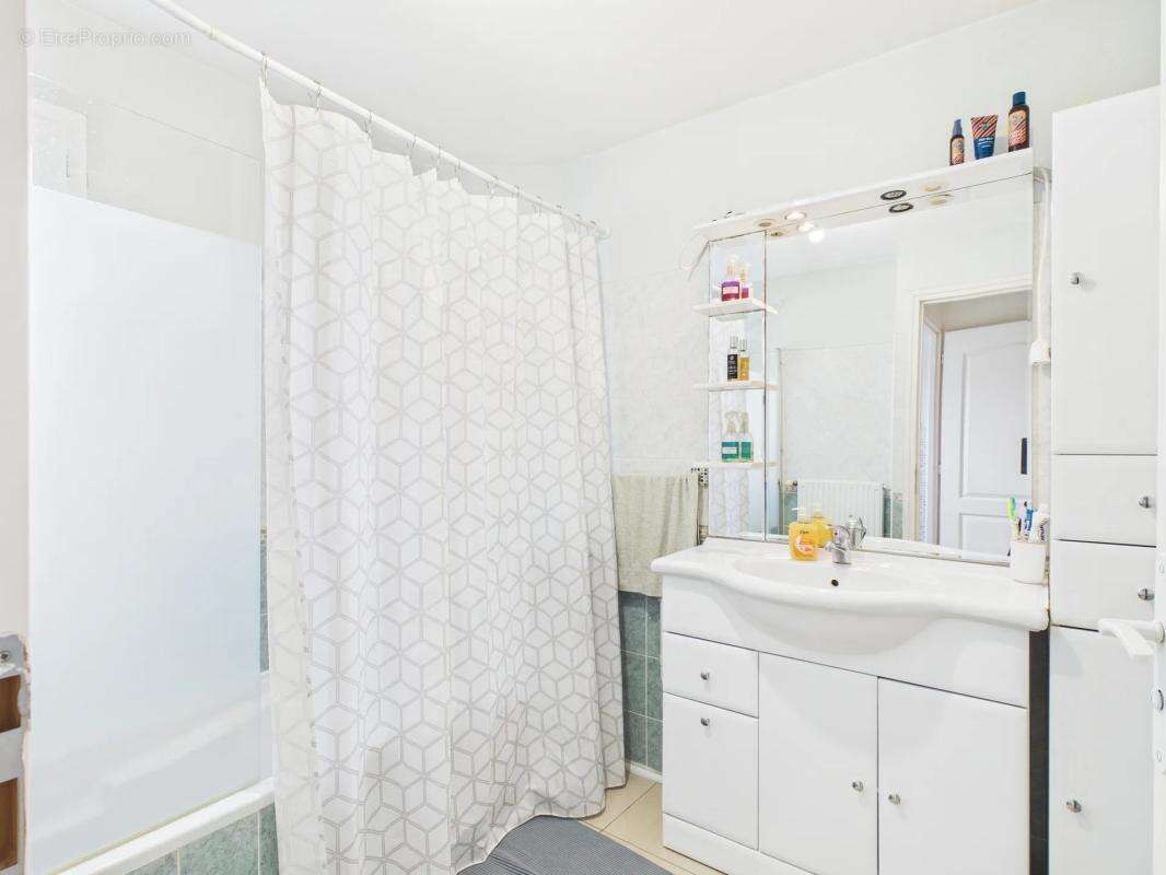 Appartement à SAINT-APOLLINAIRE