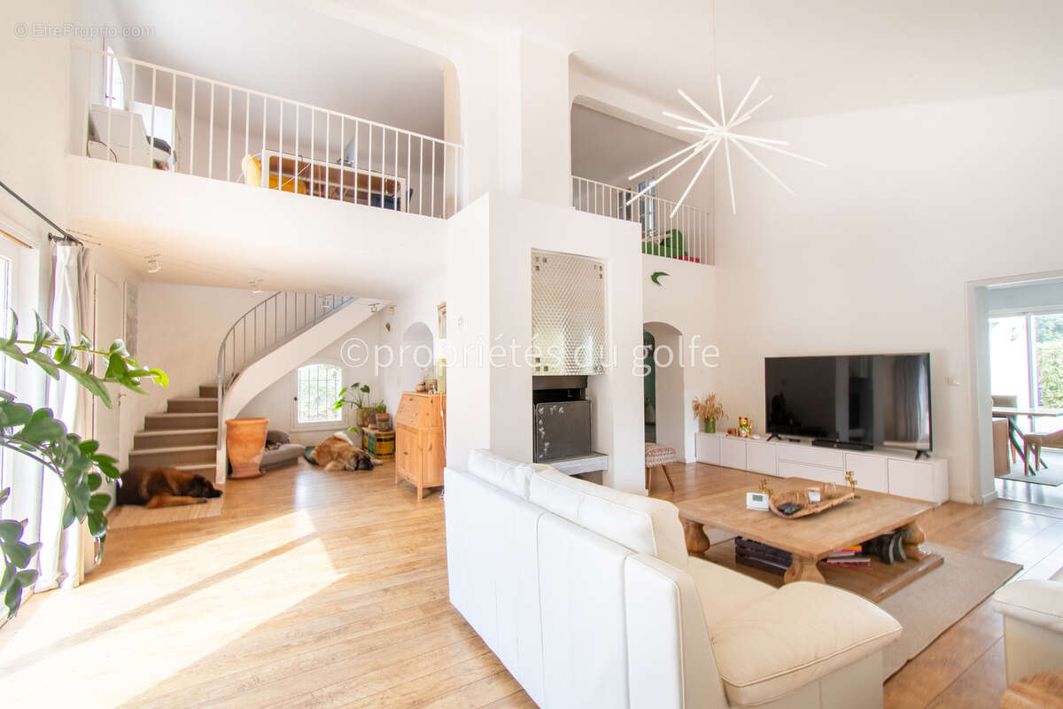 Maison à BALARUC-LE-VIEUX