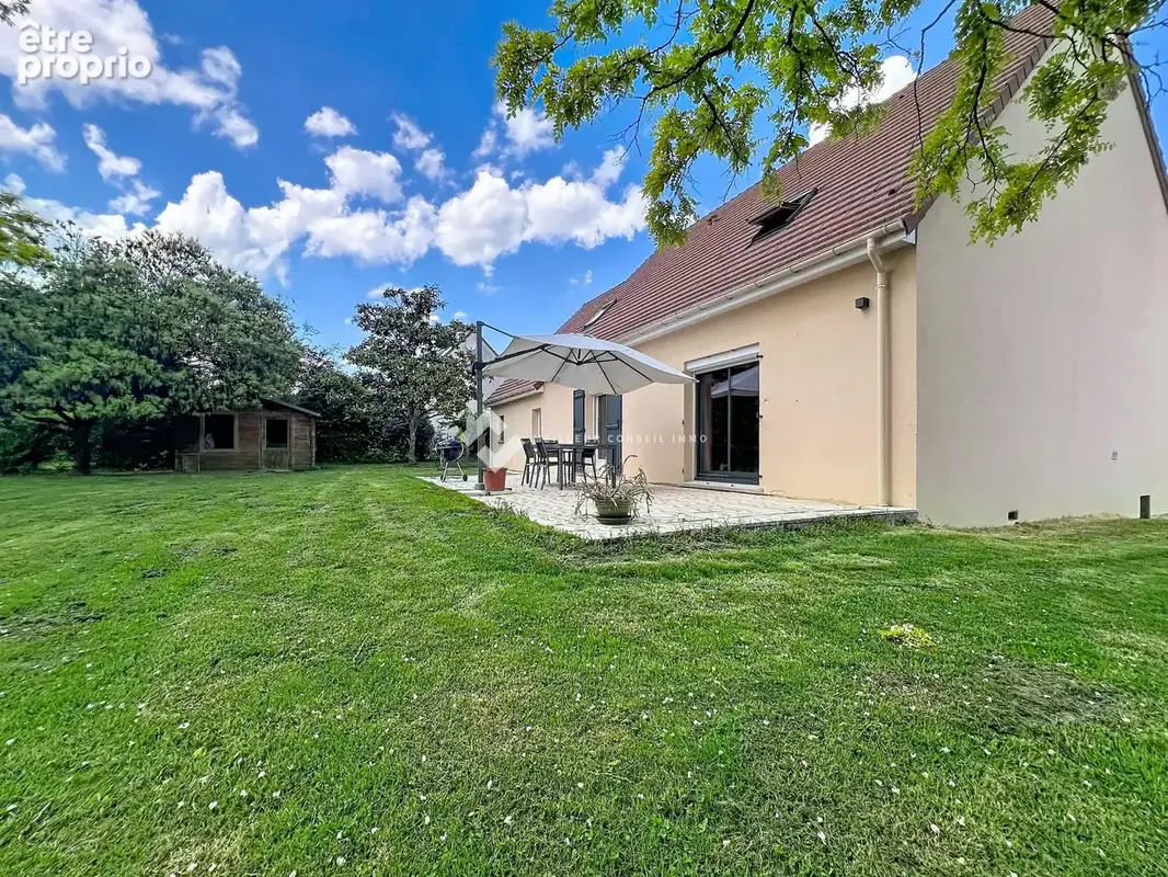 Maison 7 pièces 202 m² à vendre à Gambais (78950) - photo 2