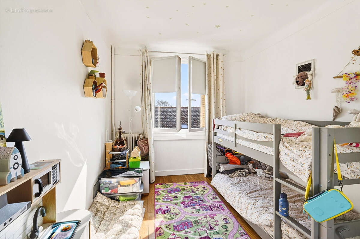 Appartement à COLOMBES
