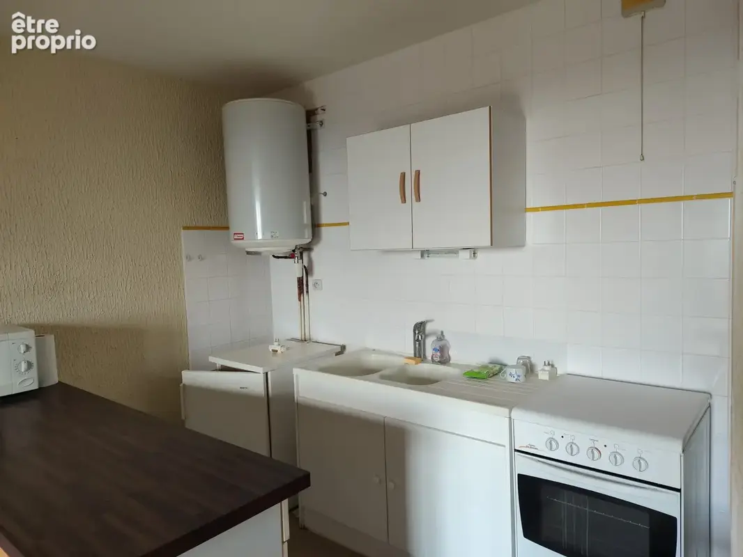 Appartement 1 pièce 34 m² à vendre à Besse-Et-Saint-Anastaise (63610) - photo 4