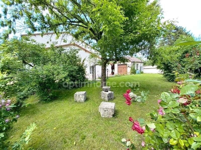 Maison à CONSENVOYE