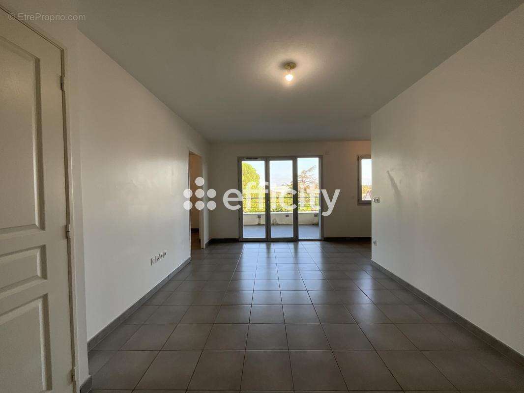 Appartement à SOYONS