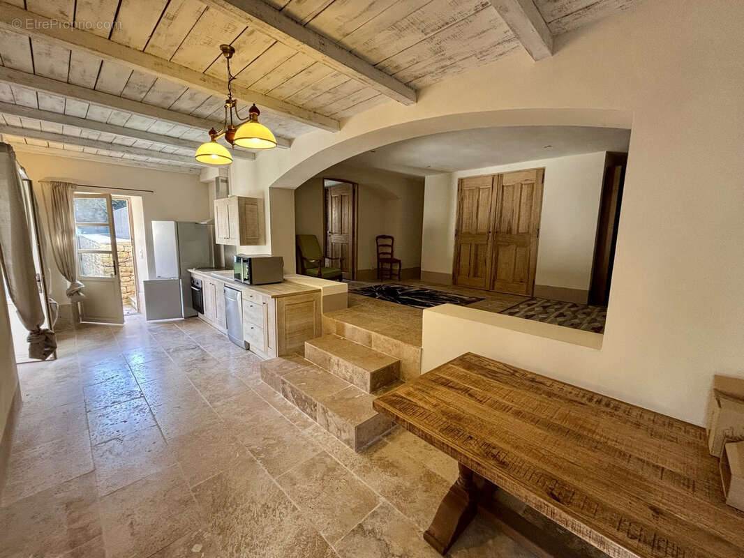 Maison à GOUDARGUES