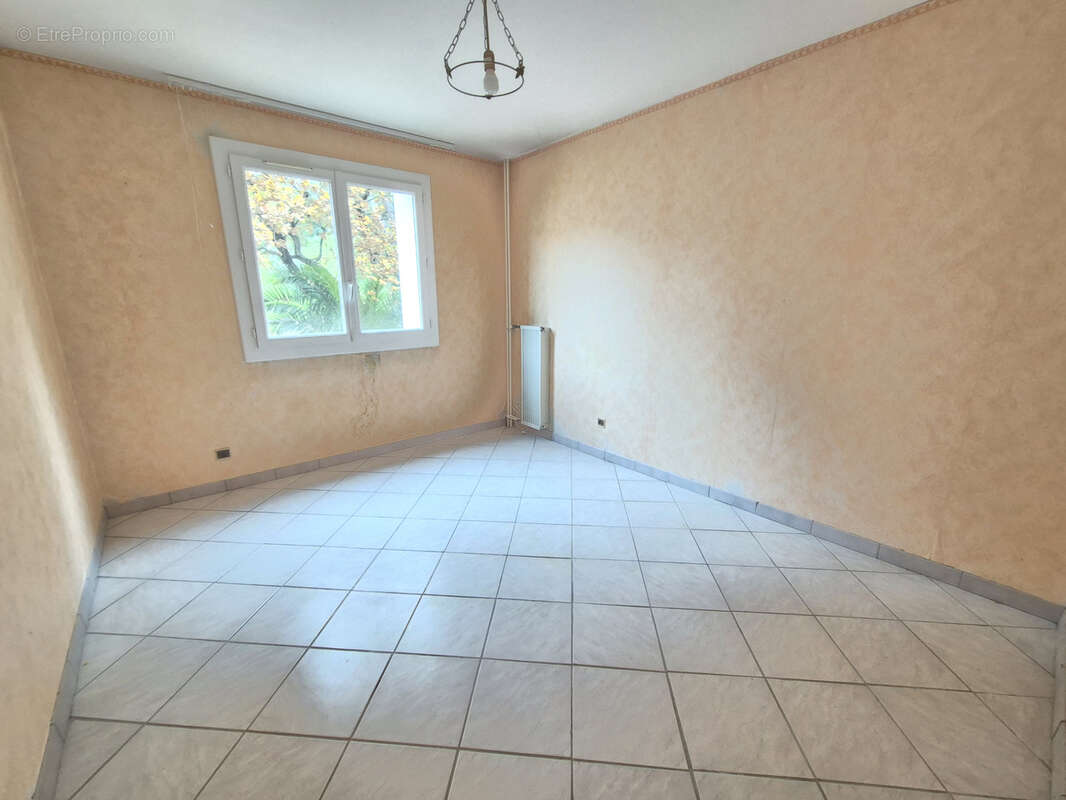 Appartement à HYERES