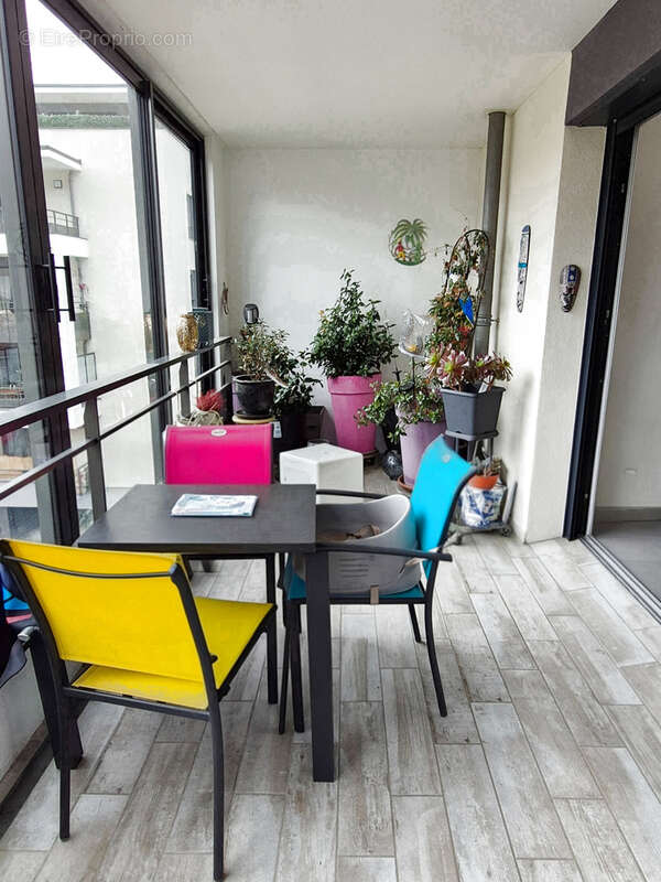 Appartement à COLLONGES-SOUS-SALEVE