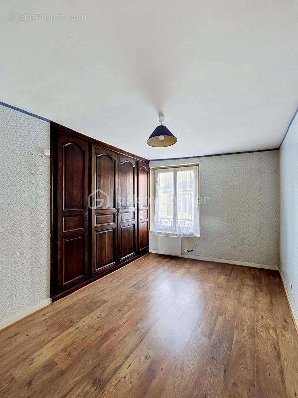 Maison à CHARLY