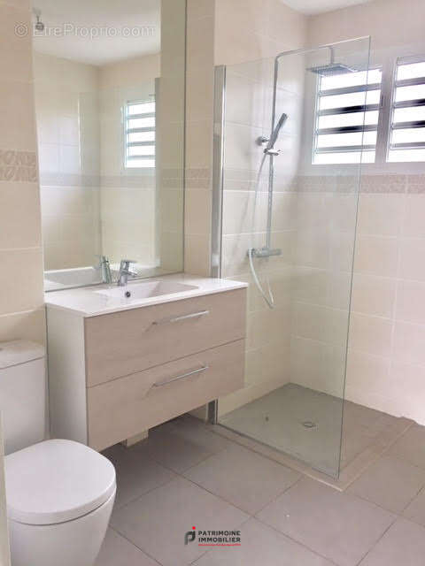 Appartement à PETIT-BOURG
