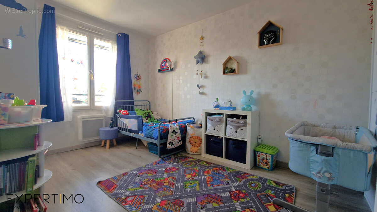 Maison à SAINT-GERMAIN-LES-ARPAJON