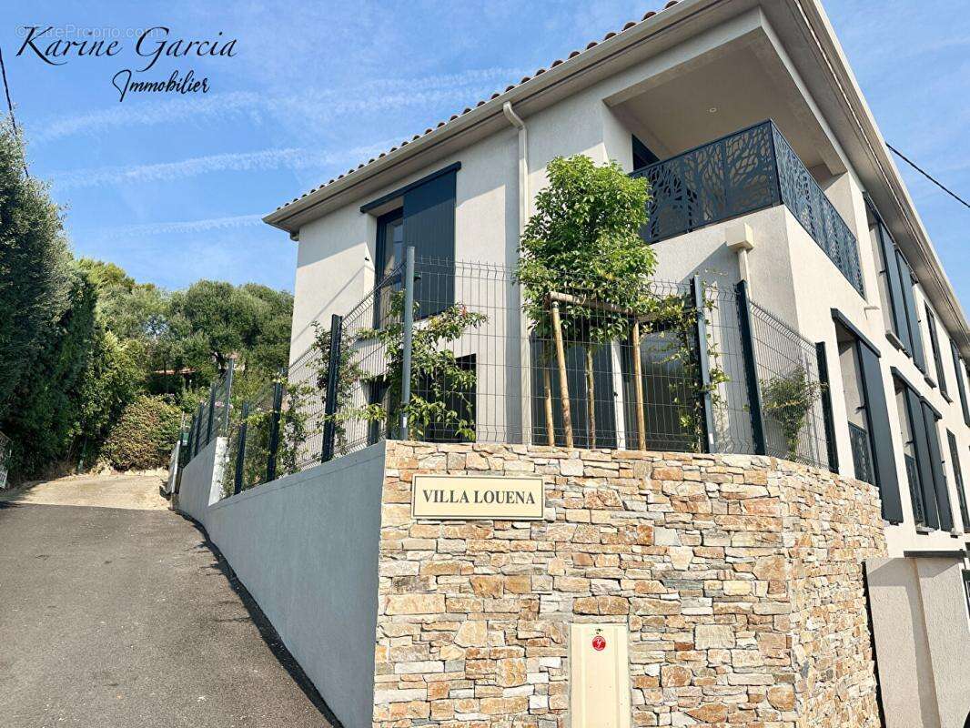 Appartement à SIX-FOURS-LES-PLAGES