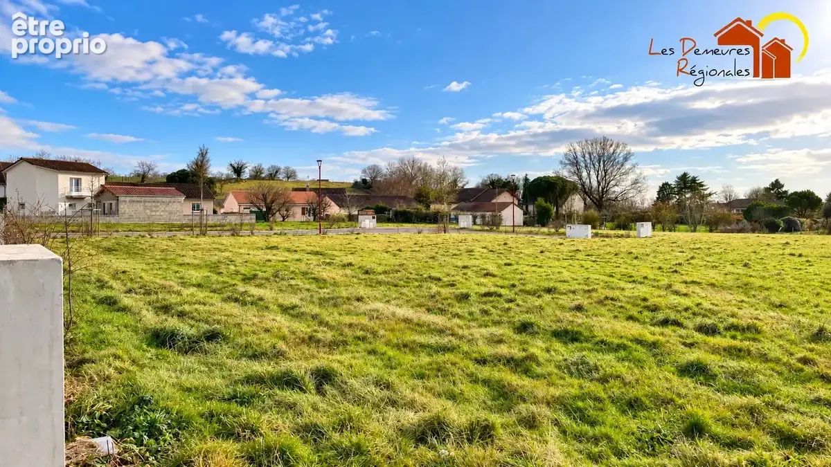 Terrain à bâtir de 785 m² à MARCIGNY (71) - photo 4