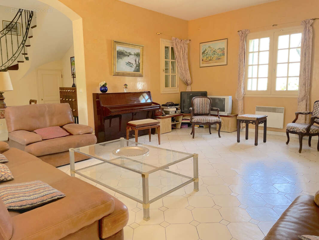 Maison à SIX-FOURS-LES-PLAGES