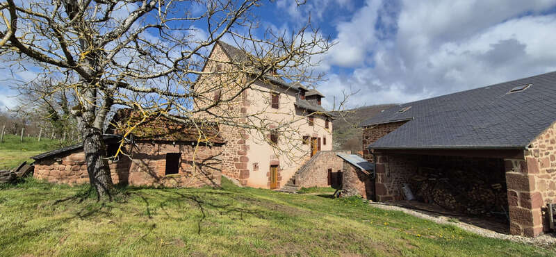 Maison à SAINT-CHRISTOPHE-VALLON