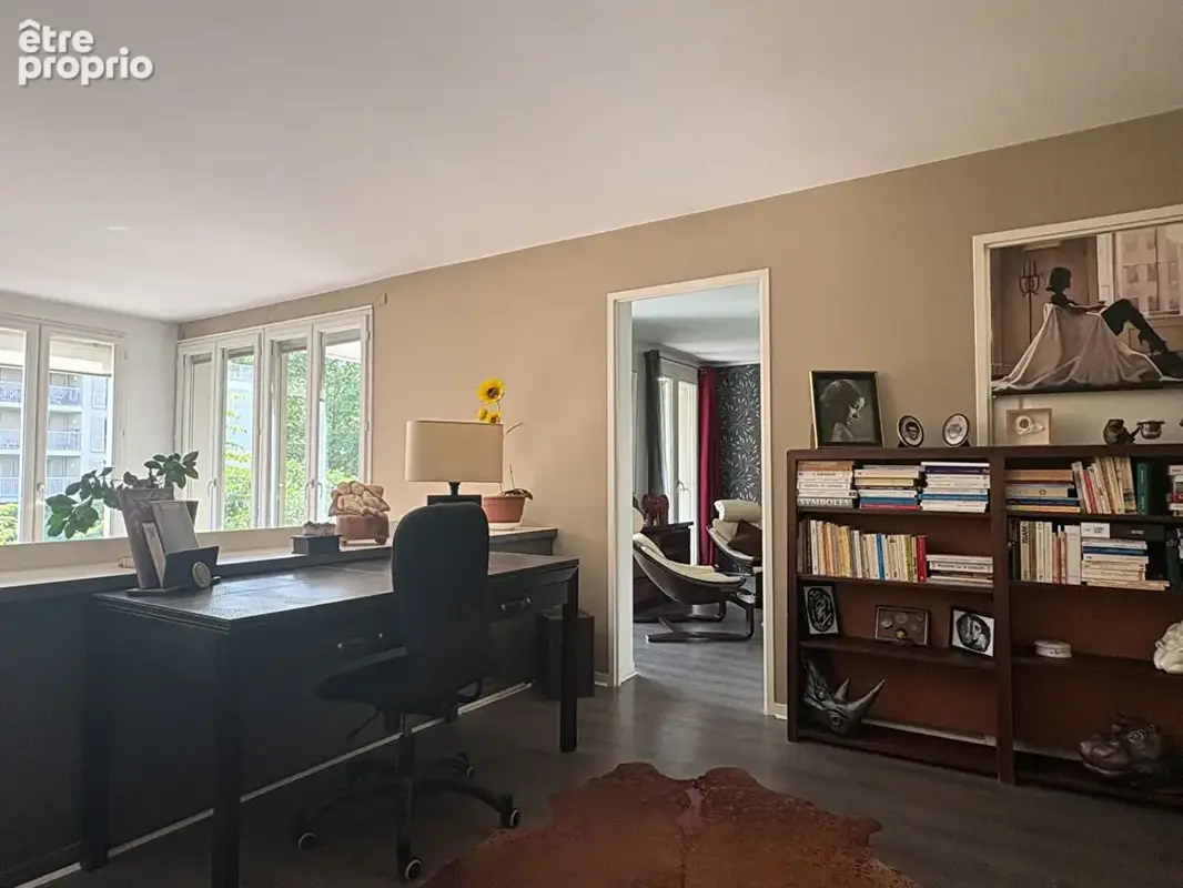 Bordeaux Bastide - Appartement T4 avec extérieur et deux places de parking - photo 10