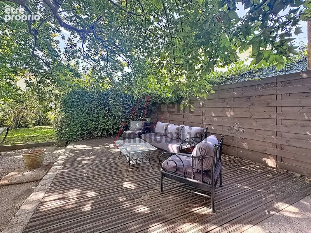 Cabannes, partie de mas de 128m² sur 584m² de terrain - photo 10
