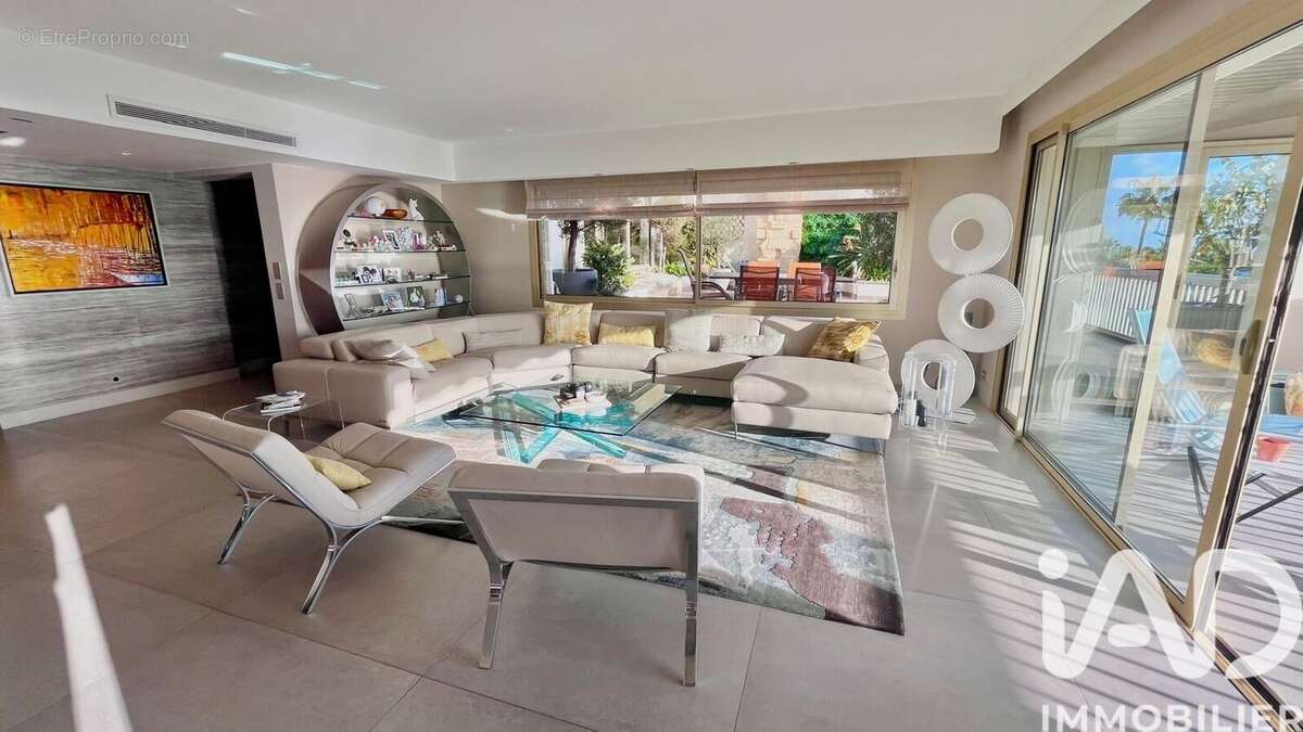 Photo 3 - Appartement à CANNES