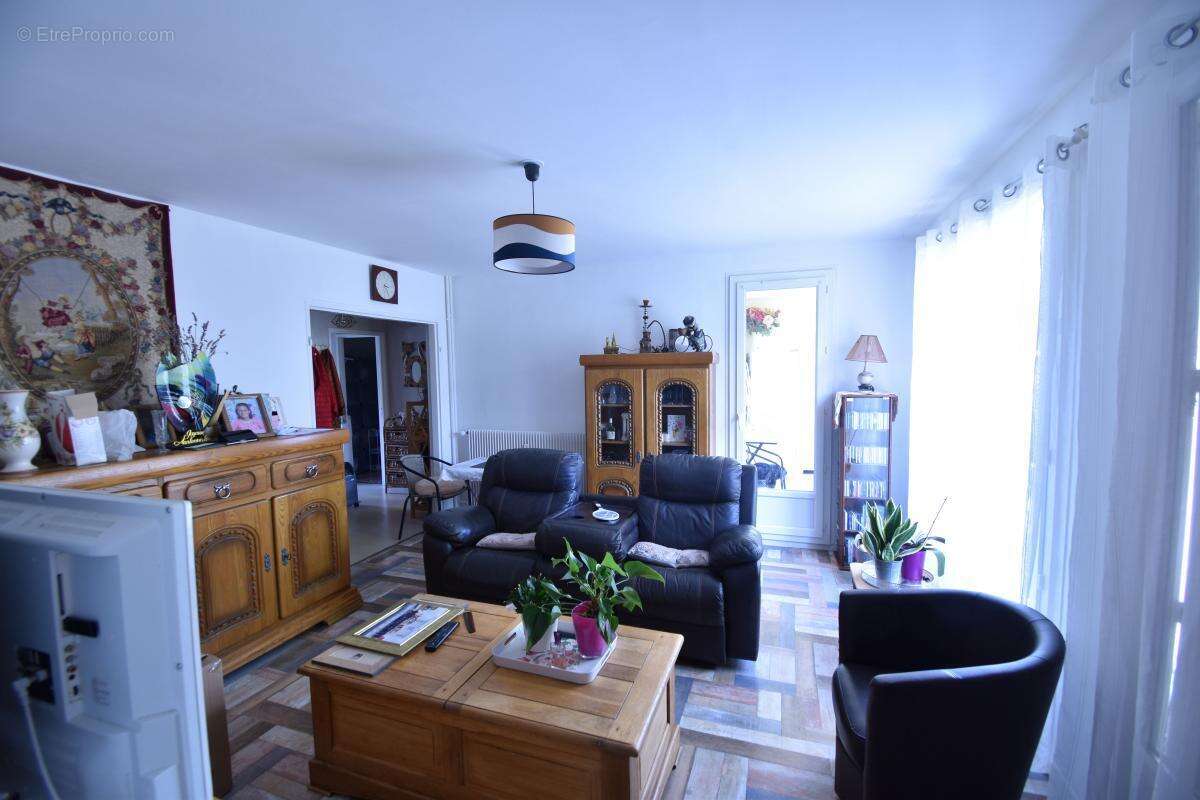 Appartement à COSNE-COURS-SUR-LOIRE