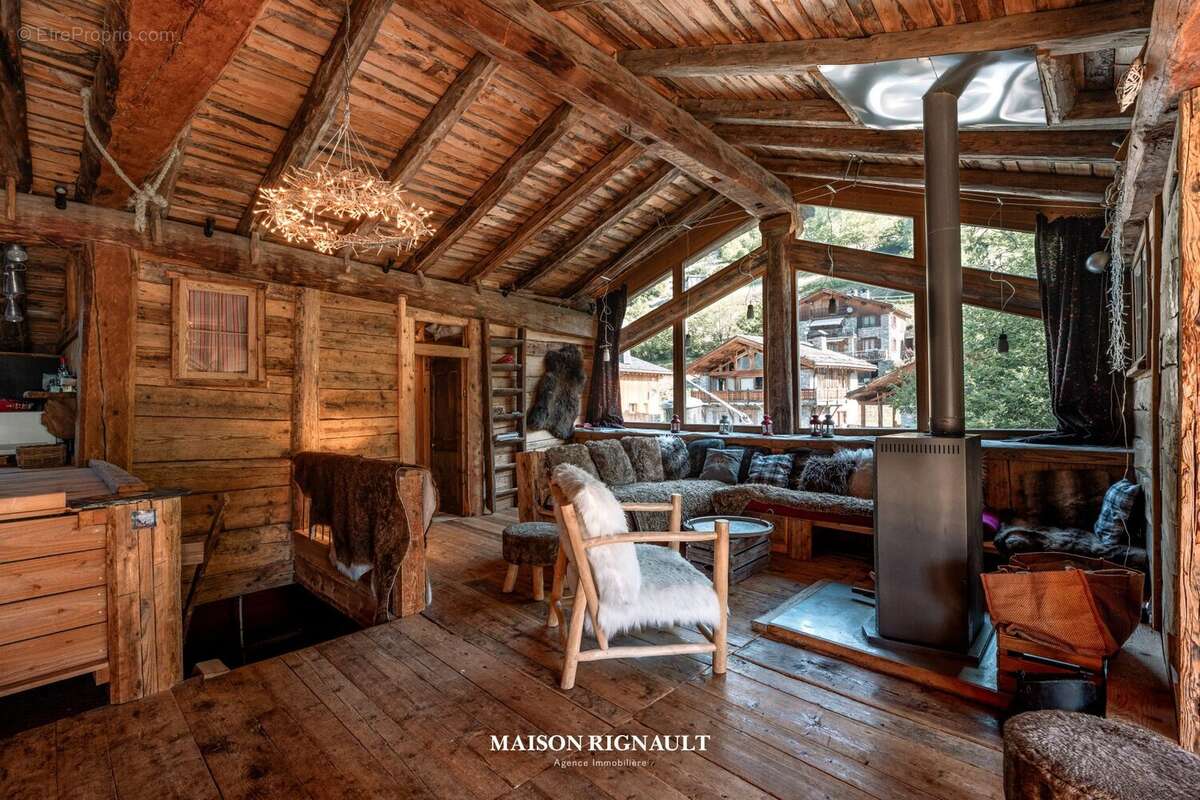Maison à MONTVALEZAN