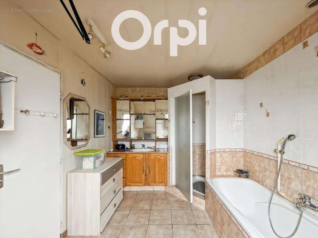 Maison à FRANCIERES