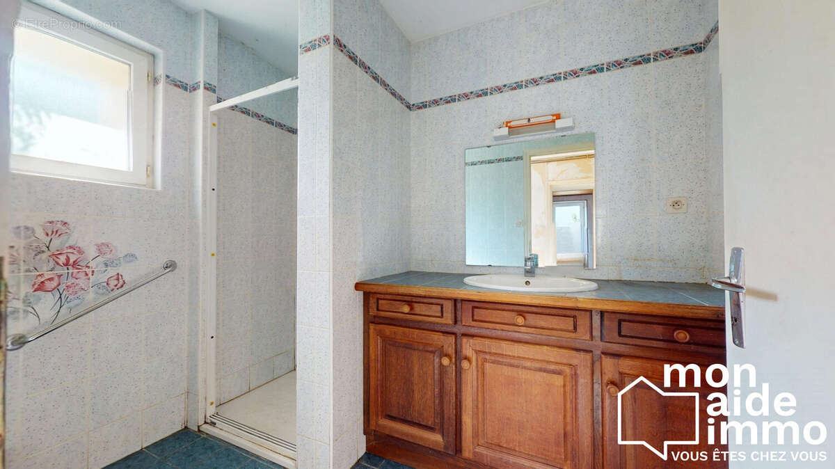 Maison 102 m² à Coulon  - photo 7