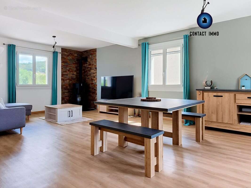 Maison 133 m² à La Chapelle-Aux-Brocs  - photo 7