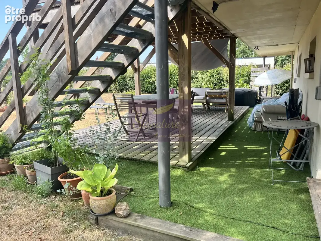 Maison familiale en ossature bois de 145 m2, quatre chambres.  Terrain de 1824 m2 garage double. - photo 7