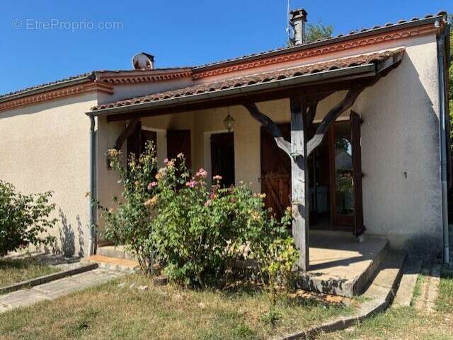 Maison à SAINTE-LIVRADE-SUR-LOT