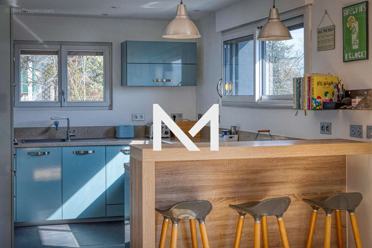 Maison à SAINT-ISMIER