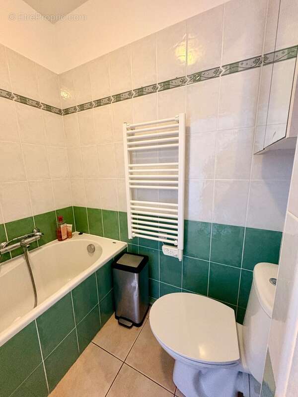 Appartement à vendre 4 pièces FREJUS (83) - photo 9