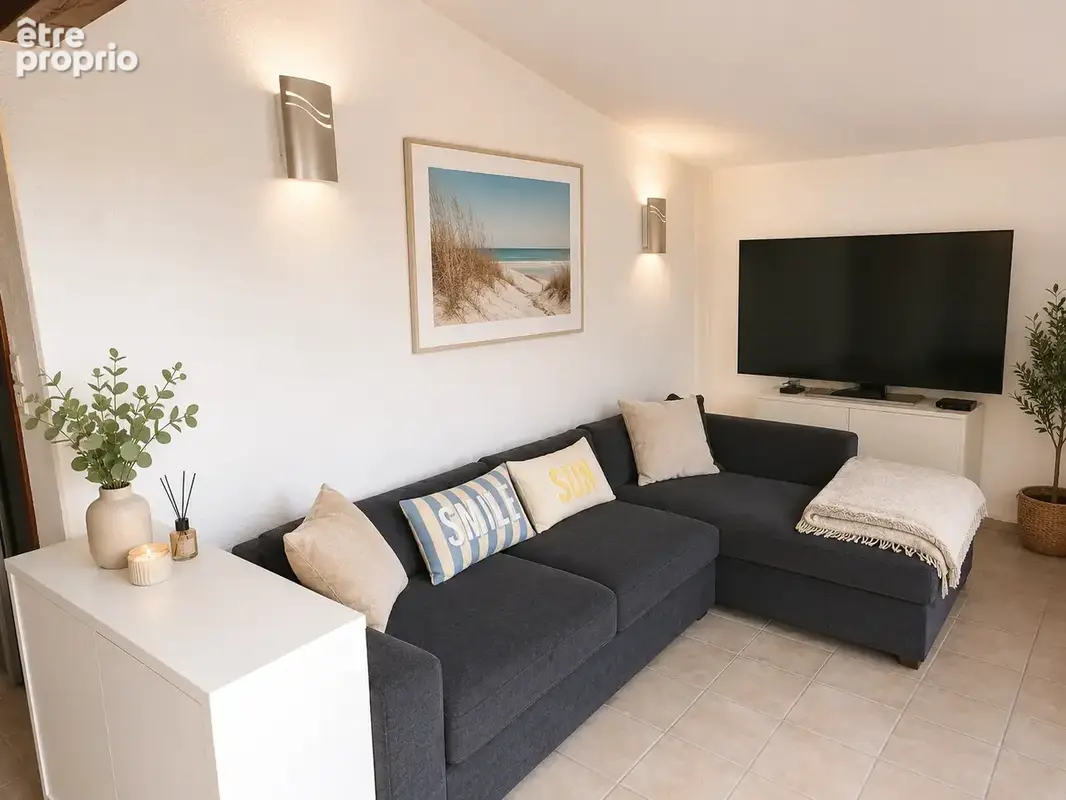 Hameau du camp du castellet (var) 200 m2 + habitat residentiel de plain pied - t3 - domaine securise - photo 5